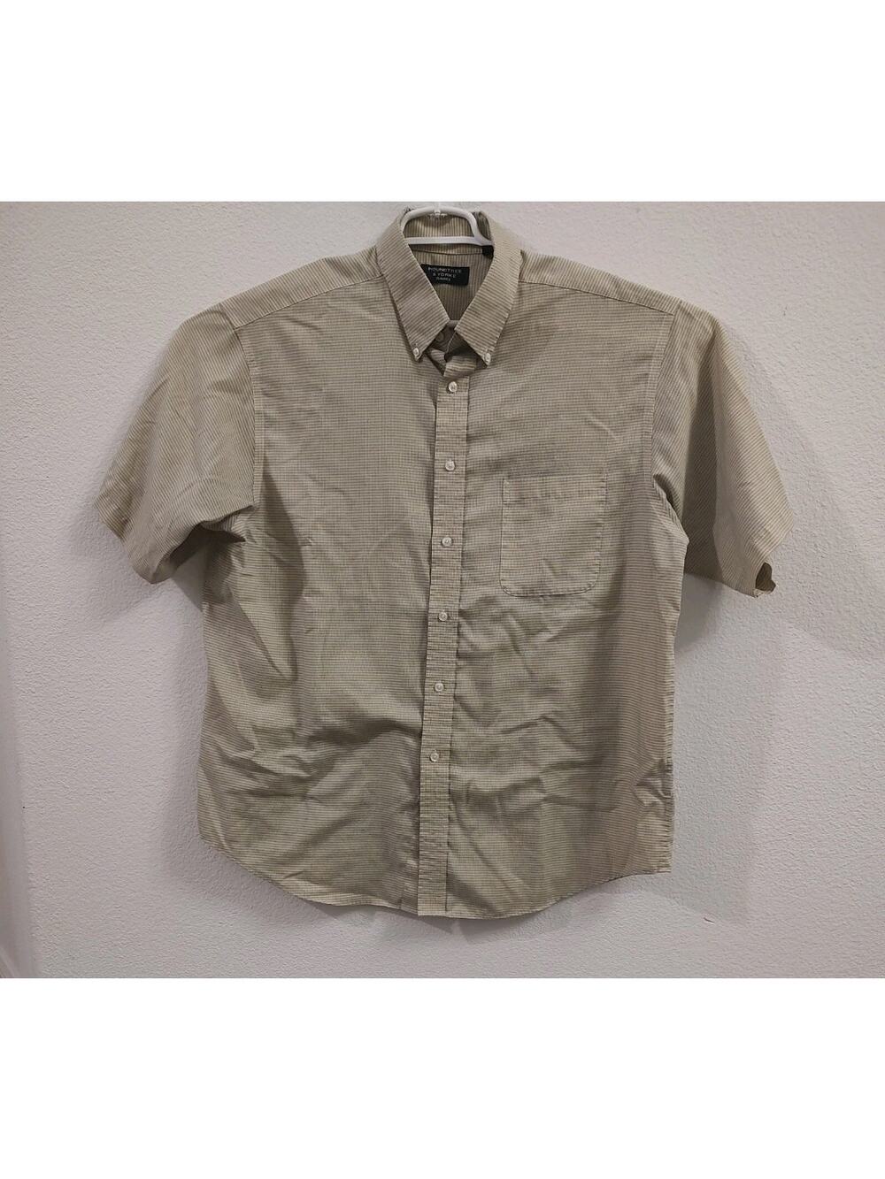 Roundtree & Yorke Classics, Mens Short Sleeve Button Up Shirt, Size XL Light Tan